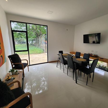 Amazonia Deluxe Lake Condo Leticia Exteriör bild